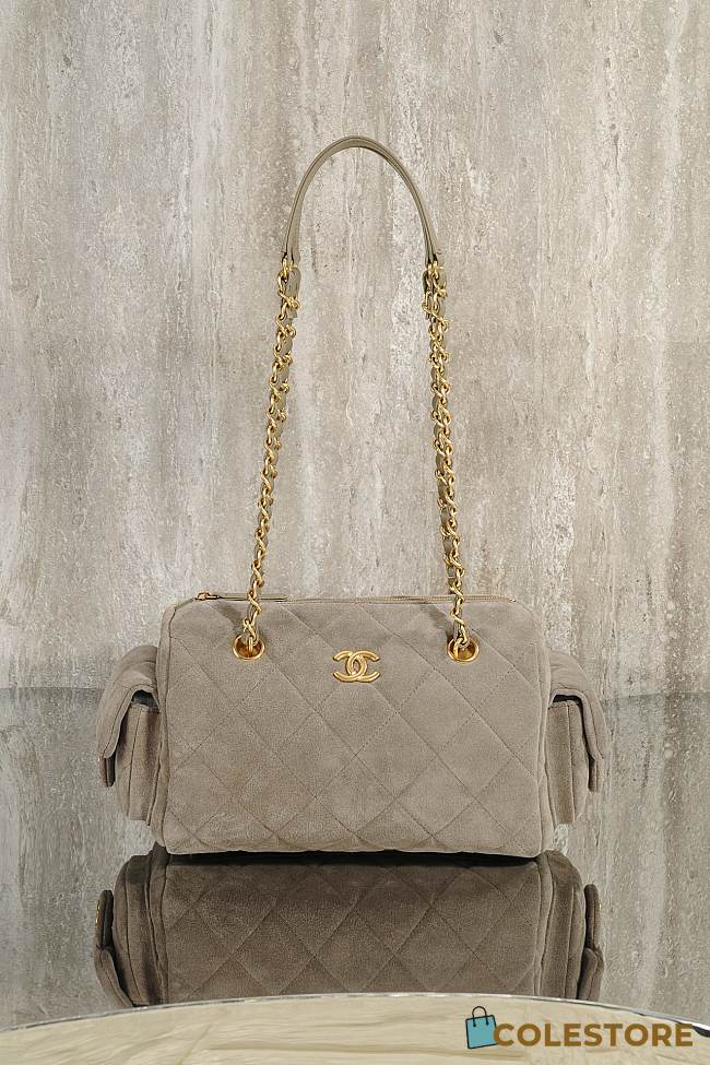 Colestore Chanel Small Bowling Bag Suede & Gold Metal Light Grey 15.5x24x11.5cm - 1