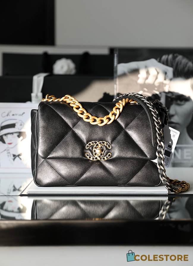 Colestore Chanel 19 Bag Shiny lambskin, Gold, Silver & Ruthenium Plated Metal Black 16x26x9cm - 1