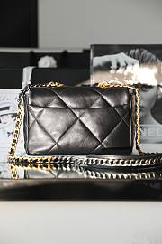 Colestore Chanel 19 Bag Shiny lambskin, Gold, Silver & Ruthenium Plated Metal Black 16x26x9cm - 2