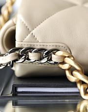 	 Colestore Chanel 19 Bag Shiny lambskin, Gold, Silver & Ruthenium Plated Metal Ivory Beige 16x26x9cm - 3