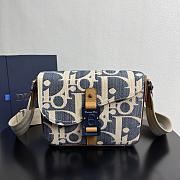 Colestore Dior Saddle Messenger Bag Blue and Beige Raffia-Effect Dior Oblique Denim with Brown Grained Calfskin 23 x 17.5 x 6cm - 1
