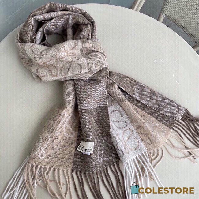 Colestore Loewe Beige and Grey Checkerboard Scarf in Wool & Cashmere - 1
