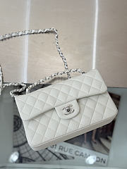 Colestore Chanel Classic Flap Bag White Caviar Leather 23x14.5x6cm - 5