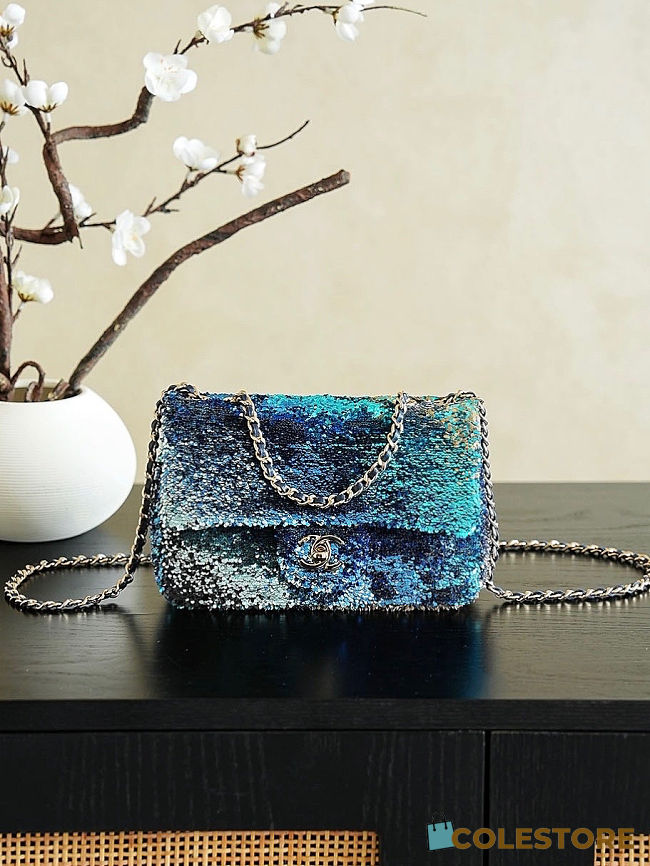 Colestore Chanel Flap bag Sequin & Gold Tone Plated Metal Blue Green Shaded 21x14x8cm - 1