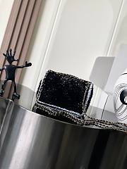 Colestore Chanel Flap bag Sequin & Gold Plated Metal Black & White  14 x 21 x 8cm - 4