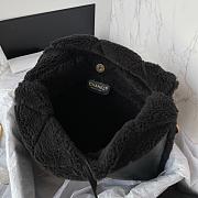 	 Colestore Chanel 22 Bag Black Suede and Black Shearling 39x42x8cm - 6
