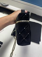 Colestore Chanel Vanity bag with Strap Velvet, Stones & Gold Plated Metal Black  17 x 19.5 x 5cm - 3