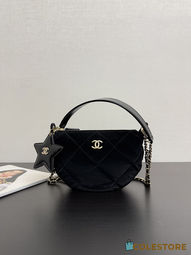 Colestore Chanel Clutch with strap Velvet Effect Nylon, Crinkled Effect Glossy Calfskin & Gold Metallic Black 15 x 22 x 6cm - 1