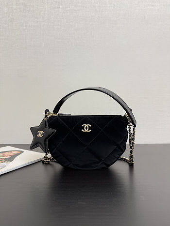Colestore Chanel Clutch with strap Velvet Effect Nylon, Crinkled Effect Glossy Calfskin & Gold Metallic Black 15 x 22 x 6cm