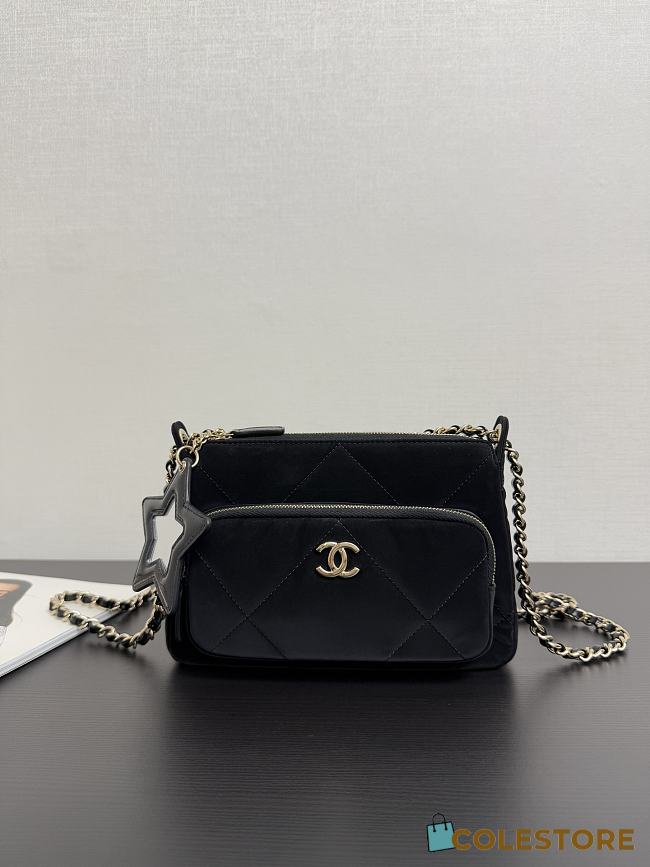 Colestore Chanel Clutch with strap Velvet Effect Nylon, Crinkled Effect Glossy Calfskin & Gold Metallic Black 15 x 21 x 7.5cm - 1
