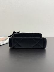 Colestore Chanel Clutch with strap Velvet Effect Nylon, Crinkled Effect Glossy Calfskin & Gold Metallic Black 15 x 21 x 7.5cm - 5