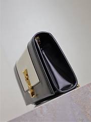 Colestore YSL Saint Laurent Small Kate Suede Shoulder Bag In White And Black 20x13.5x6cm - 6