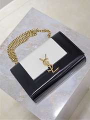 Colestore YSL Saint Laurent Small Kate Suede Shoulder Bag In White And Black 20x13.5x6cm - 5