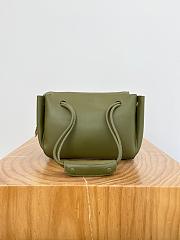 Colestore Loewe Small Madrid bag in Supple Calfskin Green 23.5x19x10cm - 6