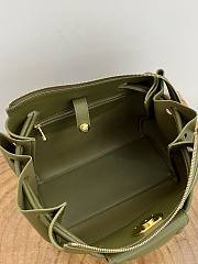 Colestore Loewe Small Madrid bag in Supple Calfskin Green 23.5x19x10cm - 2
