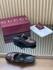 Colestore Gucci Women's Mary Jane Mule with Horsebit in Brown Patent - 4