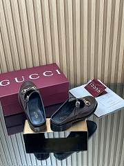 Colestore Gucci Women's Mary Jane Mule with Horsebit in Brown Patent - 3