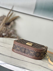 Colestore Louis Vuitton Montsouris Trunk Monogram 17 x 7 x 22cm - 5