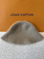 Colestore Louis Vuitton LV Fluffy Hat Gray  - 5