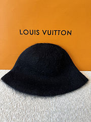 Colestore Louis Vuitton LV Fluffy Hat Black - 6