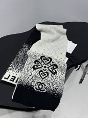 Colestore Chanel Beanie Hat & Towel Cashmere & Wool Black & White - 2