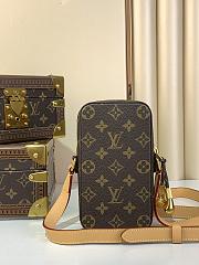 Colestore  Louis Vuitton Music Player Wearable Wallet 18.5 x 4.5 x 10.5cm - 2