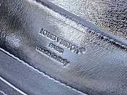 Colestore Louis Vuitton Capucines BB Features a Metallic Silver 27x18x9cm - 3