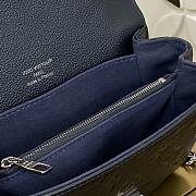 Colestore Louis Vuitton Pochette Metis East West Monogram Empreinte Navy M26456 21.5 x 13.5 x 6 cm - 6