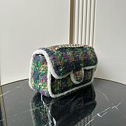 Colestore Chanel Large Flap Bag  Tweed, Shearling Lambskin & Gold-Tone Metal  Green, Purple, Ecru & Brown 26.5x19.5x9cm - 6