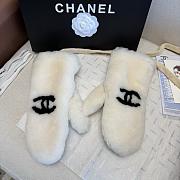 Colestore Chanel Mittens  Shearling Lambskin  Ecru & Black - 2