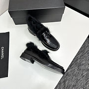 Colestore Chanel Moccasins   Shiny Crumpled Lambskin & Shearling Lambskin  Black - 3
