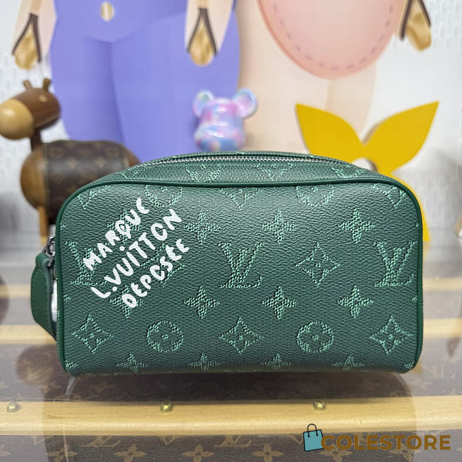 Colestore Louis Vuitton Mini Dopp Kit G71 Green 20x12x13cm - 1