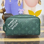 Colestore Louis Vuitton Mini Dopp Kit G71 Green 20x12x13cm - 1