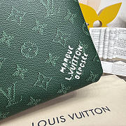 Colestore Louis Vuitton Key Pouch M Monogram Canvas Green 24x1x15.5cm - 2