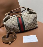 Colestore Gucci Vanity Medium Top Handle Bag in Beige and Brown 27.5x13x14.5cm - 1