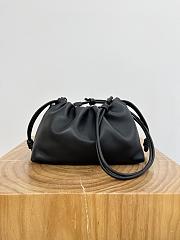 	 Colestore Loewe Medium Flamenco Purse in Mellow Nappa Lambskin Black 30x20x10.5cm - 5