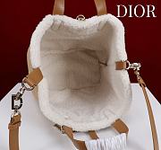 Colestore Dior DiorAlps Medium Dior Toujours Vertical Tote Bag Beige Macrocannage Suede Calfskin and Ecru Merino Wool 23x24x16cm - 6