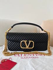 Colestore Valentino Garavani Locò Textured Shoulder Bag Black 28x12x9cm - 4