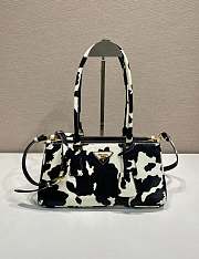 Colestore Prada Galleria Medium Printed Leather Bag White/Black 30x14x10.5cm - 1