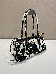 Colestore Prada Galleria Medium Printed Leather Bag White/Black 30x14x10.5cm - 4