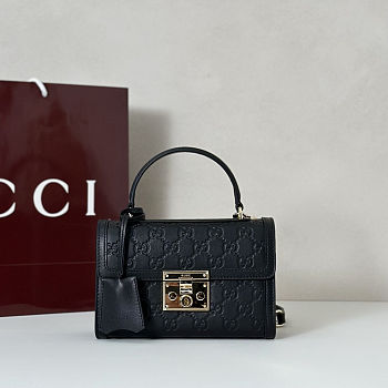 	 Colestore Gucci Padlock Small Top Handle Bag in Black GG leather 20x13x8cm