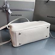 	 Colestore Balenciaga Carrie Bowling Small Leather Shoulder bag in White 31x12x12cm - 3