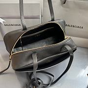 Colestore Balenciaga Bowling Carrie Leather Shoulder bag in Black 36x16x18.7cm - 5