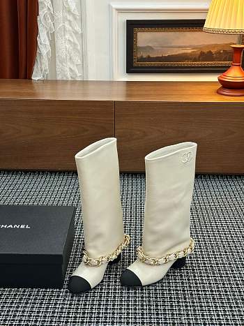 Colestore Chanel High-top boots Lambskin & Grosgrain Ivory & Black