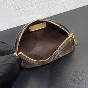 Colestore Louis Vuitton Brown Monogram Cosmetic Pouch M25653 9 × 5.5 × 13.5 cm - 2