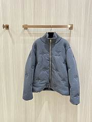 Colestore Louis Vuitton Elegant Monogram Knitted Down Blouson - 1