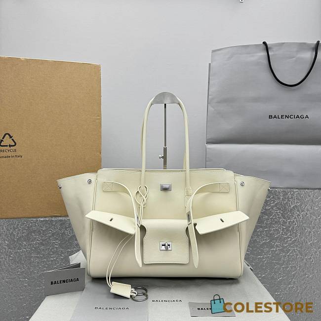 	 Colestore Balenciaga Bel Air Carry All Bag Medium in Ivory Smooth Calfskin, Aged-silver Hardware 37x28x17cm - 1