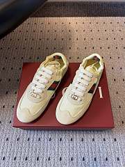 Colestore  Gucci Women's Gucci Shift Trainers in Light Yellow Fabric - 3
