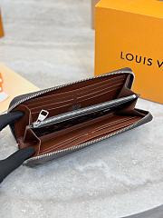Colestore  Louis Vuitton Zippy Wallet Horizontal Brown Monogram 10x2.5x21cm - 2