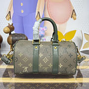 Colestore Louis Vuitton Keepall Bandoulière 25 Monogram Green 25x11x15cm - 4